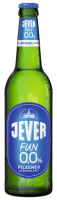 Eine grüne Flasche 0,5 Liter mit blauer Etikettierung mit der Aufschrift - Jever Fun null Komma null Prozent Alkohol.