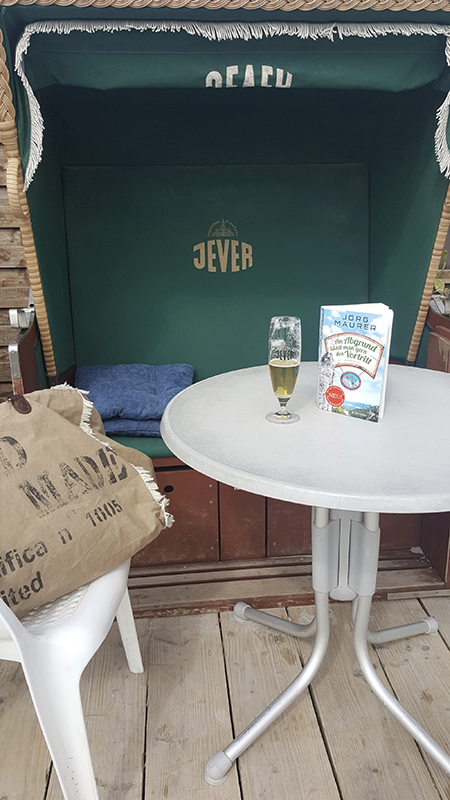 Ein Strandkorb mit der Aufschrift 